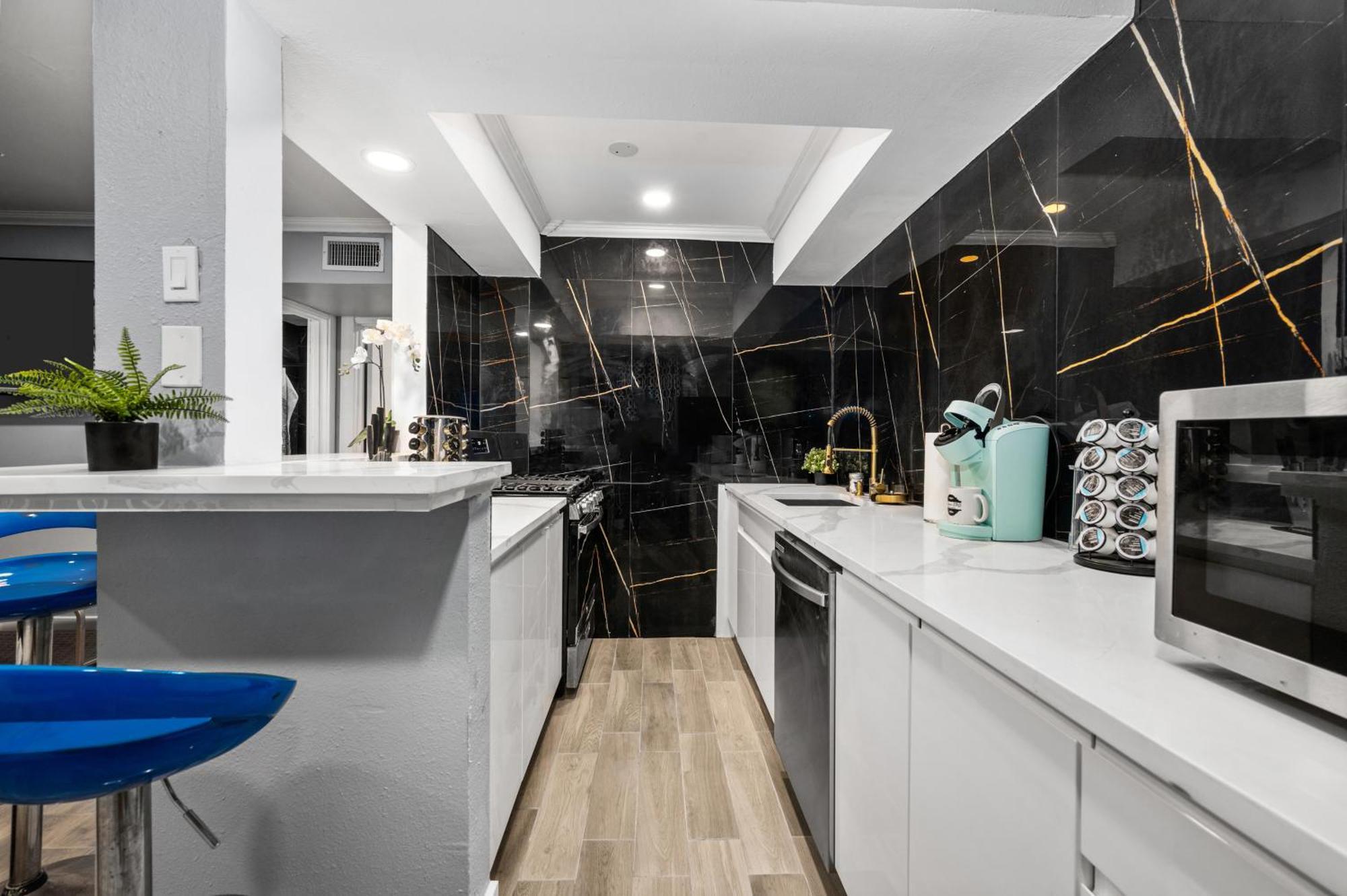 شقة Bright & Airy Apt Close To Everything With Free Park هيوستن المظهر الخارجي الصورة
